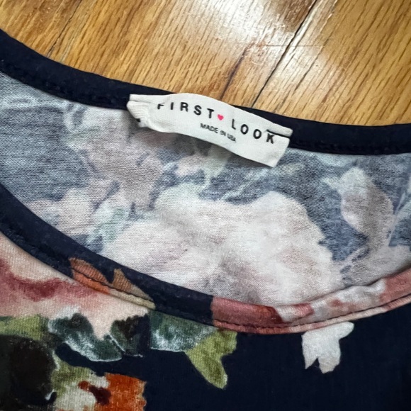 Sleeveless Mixed Print Top - Picture 4 of 4